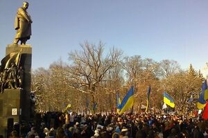 На Евромайдан в Харькове напали второй раз за сутки
