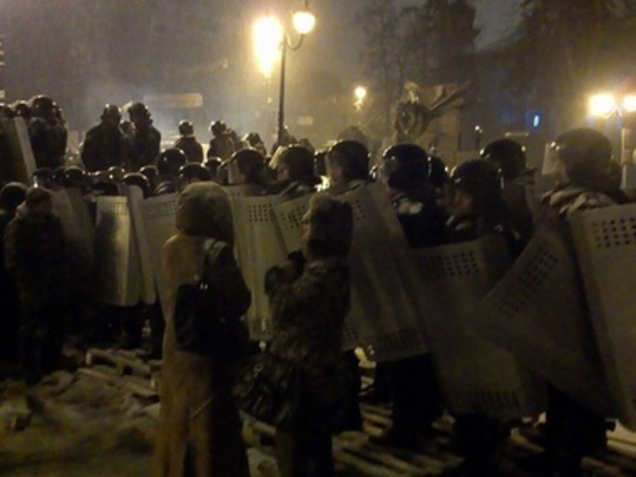 Кордон силовиков в Киеве