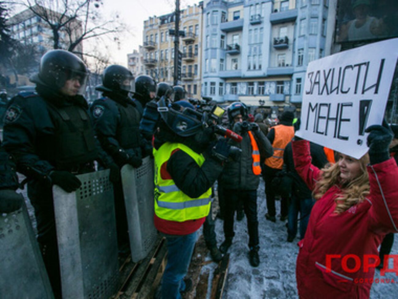 Журналисты пришли к силовикам напомнить: пресса – не мишени. Фоторепортаж