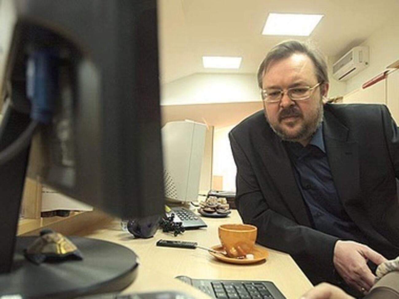 Андрей Ермолаев