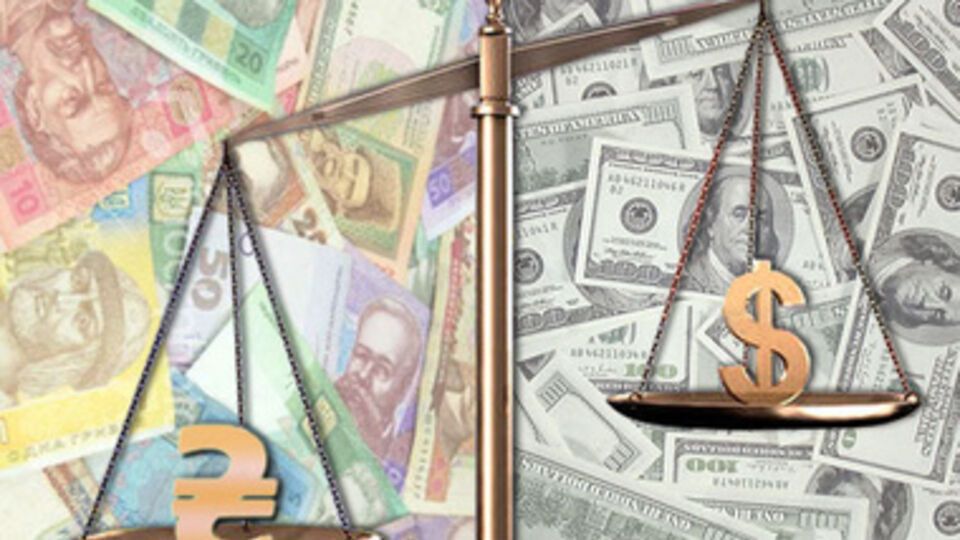 Доллар в Украине должен стоять порядка четырех гривен
