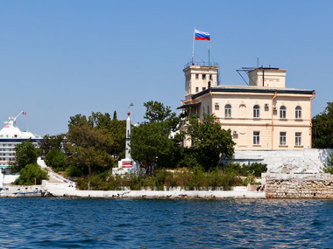 Радикалы хотят отсоединения Севастополя от Украины