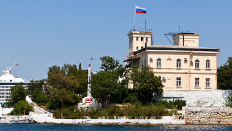 Радикалы хотят отсоединения Севастополя от Украины