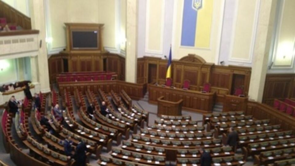 Депутаты собираются на сессию