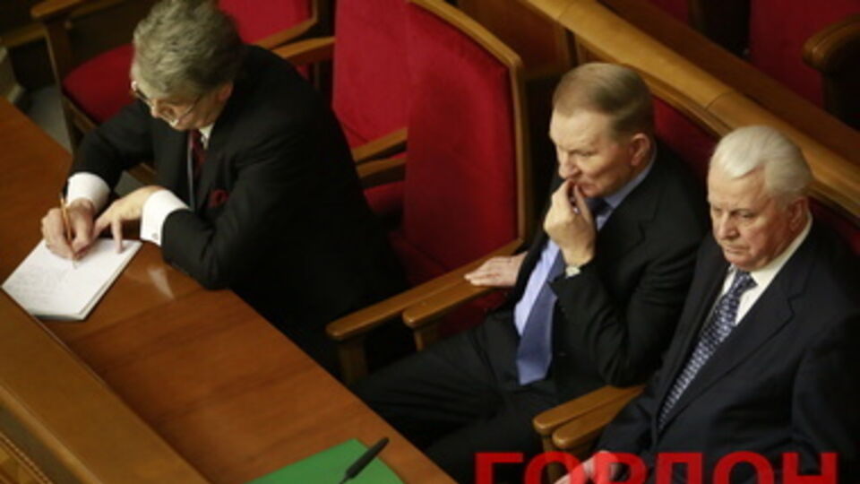 Верховная Рада в кулуарах кризиса. Фоторепортаж