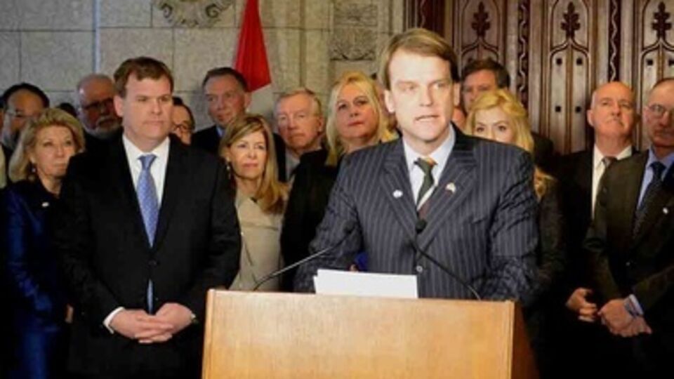 Крис Александер