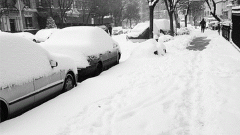 Уровень снега достигает 60 см