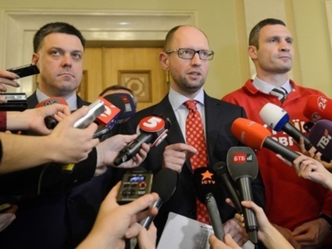 Виталий Кличко, Арсений Яценюк и Олег Тягнибок