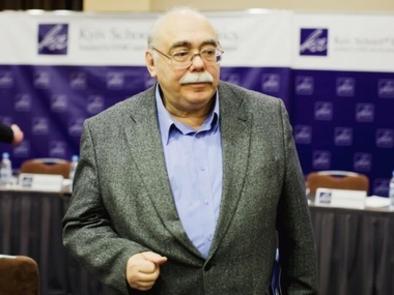 Александр Пасхавер