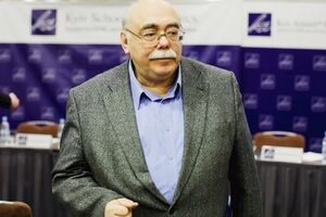 Александр Пасхавер