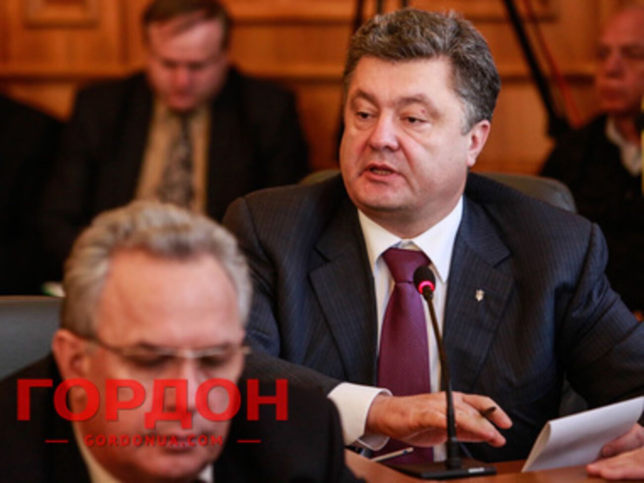 Порошенко вытеснил Яценюка из рейтинга