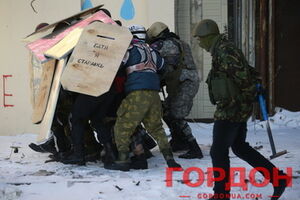 Самооборона Евромайдана в мирное время активно тренируется. Фоторепортаж