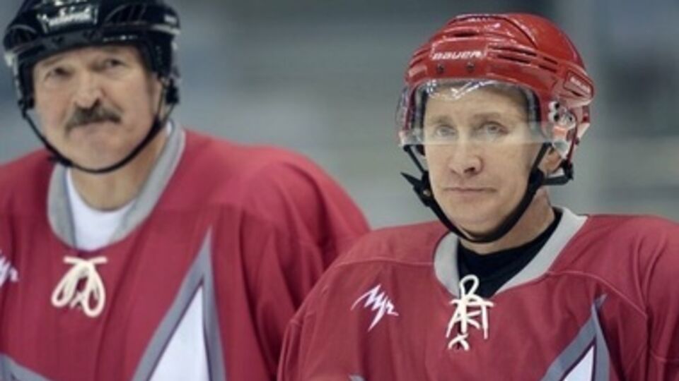 Путин и Лукашенко разгромили команду именитых хоккеистов. Фоторепортаж