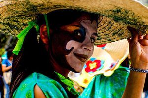 В Колумбии проходит карнавал расового единства. Фоторепортаж