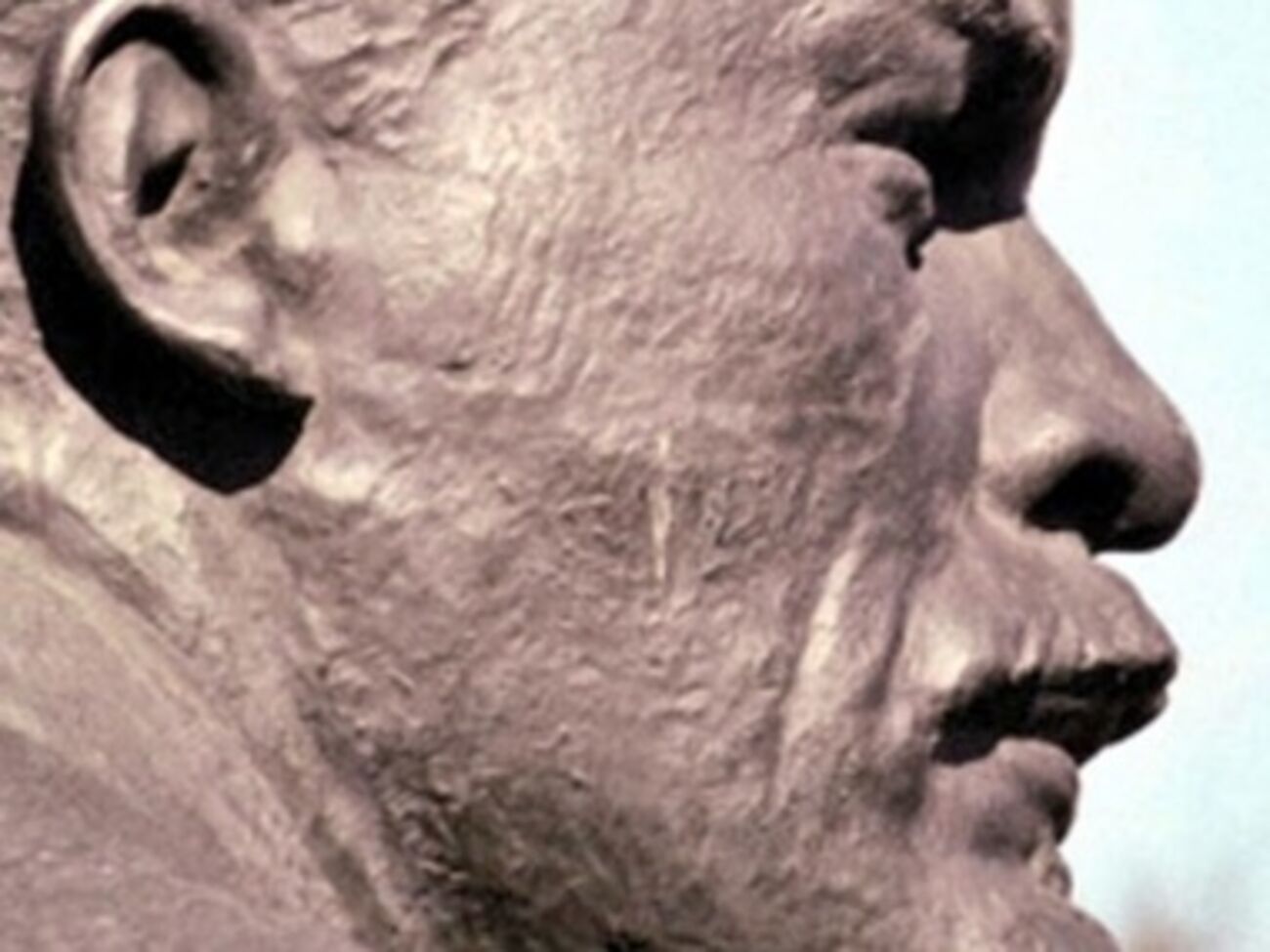 Ленин упал из-за саморазрушения постамента