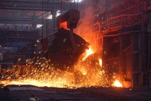 В результате пожара выгорел цех