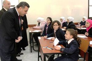 Чиновники минобразования Сирии инспектируют школы
