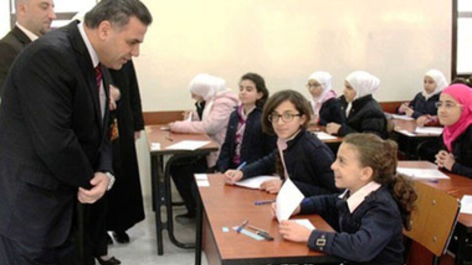 Чиновники минобразования Сирии инспектируют школы