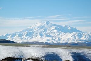 Гора Эльбрус