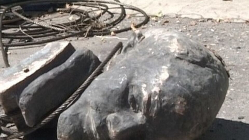 На Виннитчине разрушили памятник Лениу