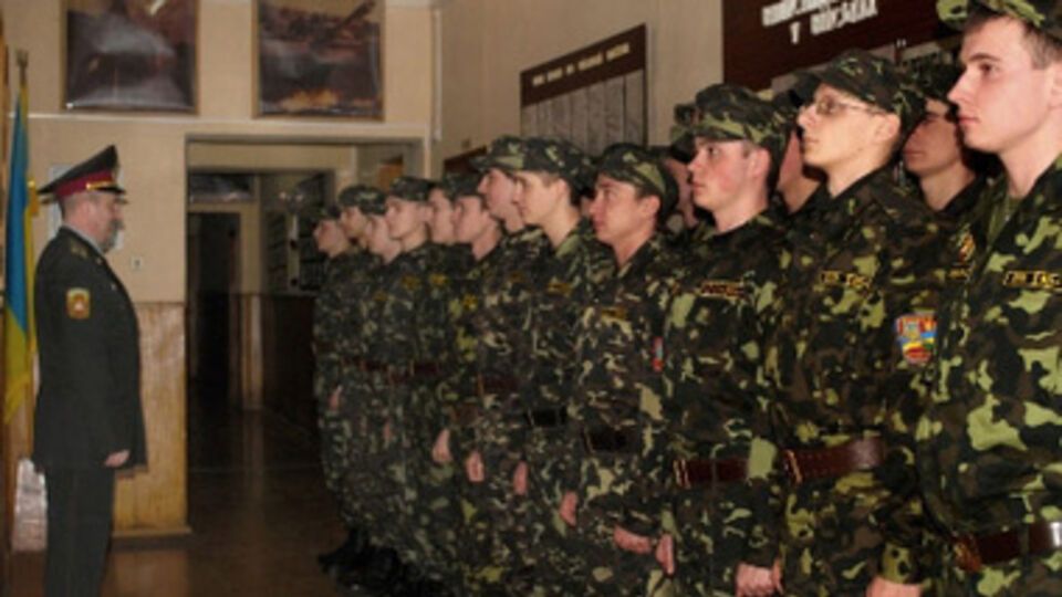 Курс военной подготовки будет проходить каждый школьник