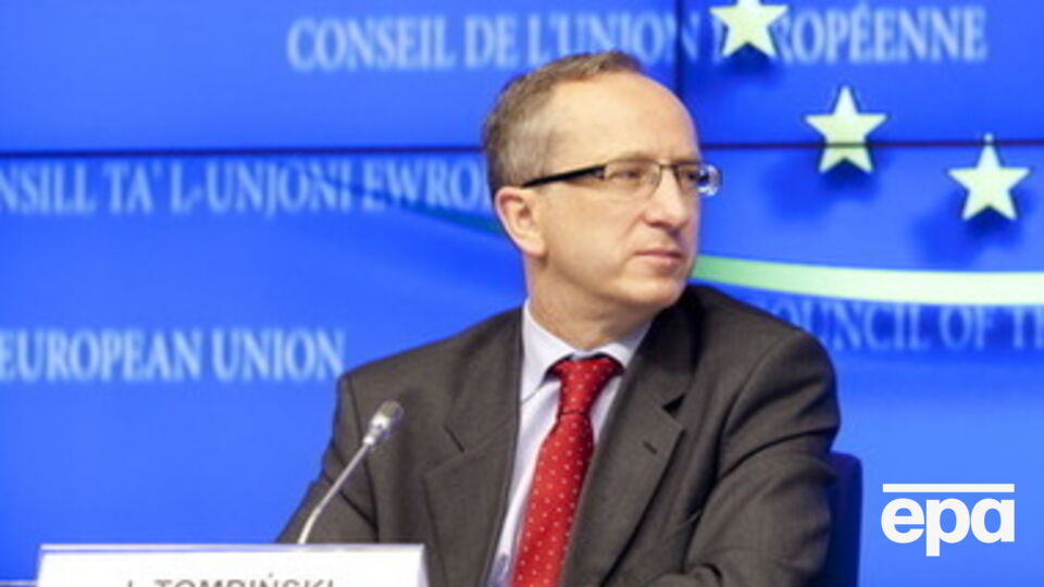 Томбинский осудил "мусорную люстрацию"