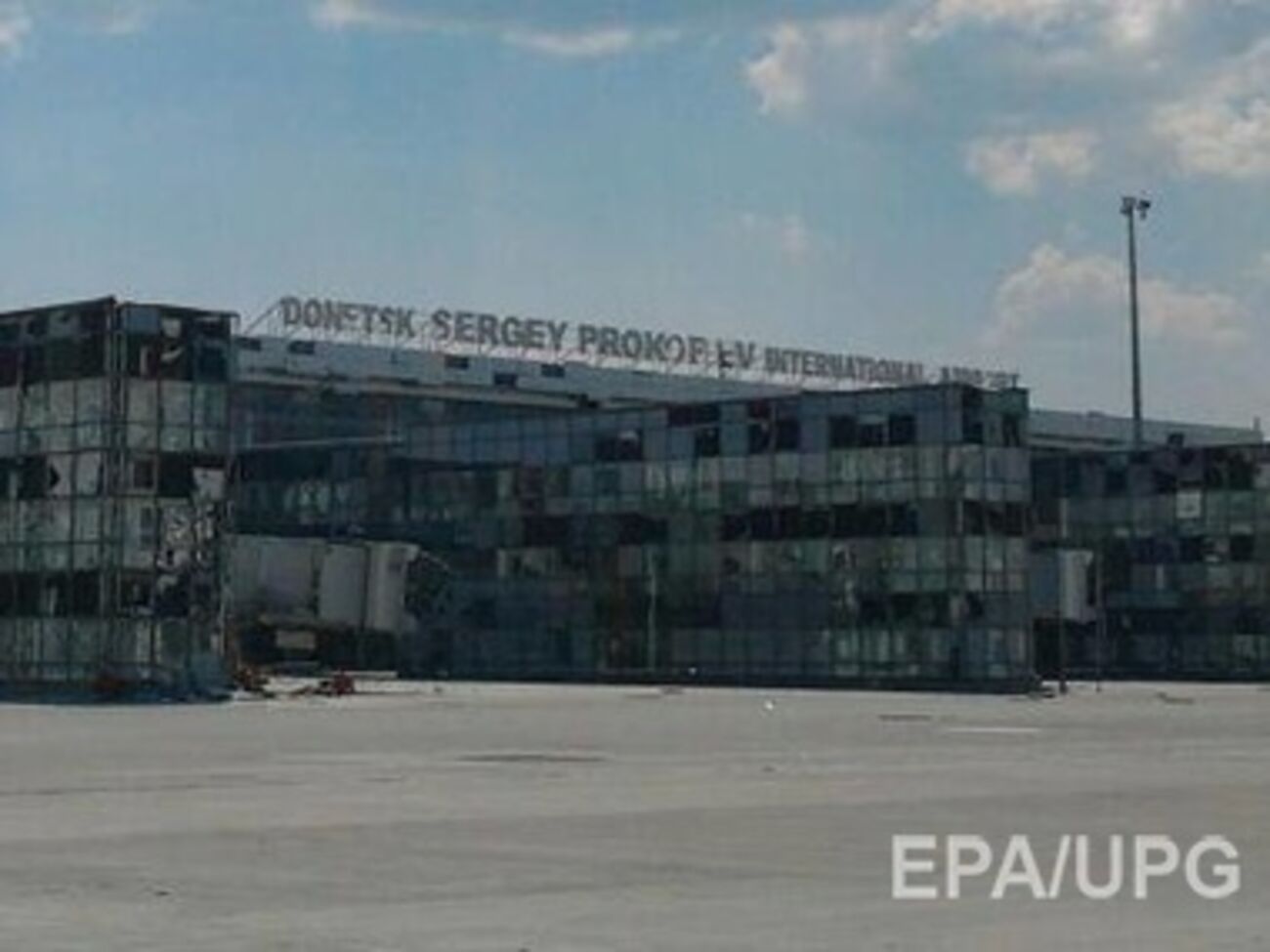 Боевики захватили часть донецкого аэропорта, заявил Семенченко