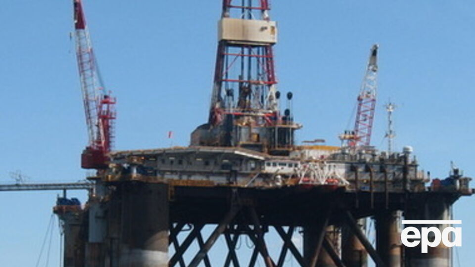 Цены на нефть продолжают падать