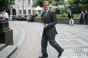 Донецким губернатором Сергей Тарута проработал боле семи месяцев