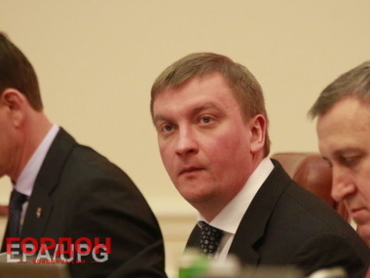 Петренко: Для проведения люстрации понадобится время