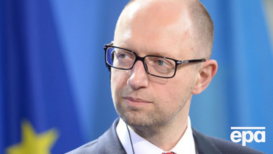 Яценюк заявил, что люстрацию нужно было провести еще 20 лет назад