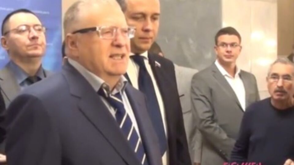 Владимир Жириновский: Мы потребуем, чтобы в Госдуму прекратили приглашать людей на экскурсии, отказались от проведения дополнительных круглых столов и парламентских слушаний