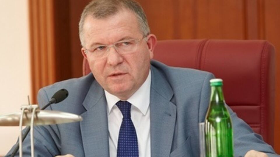 Валентина Дулуба обвиняют в том, что он неправильно согласовывал некоторые документы