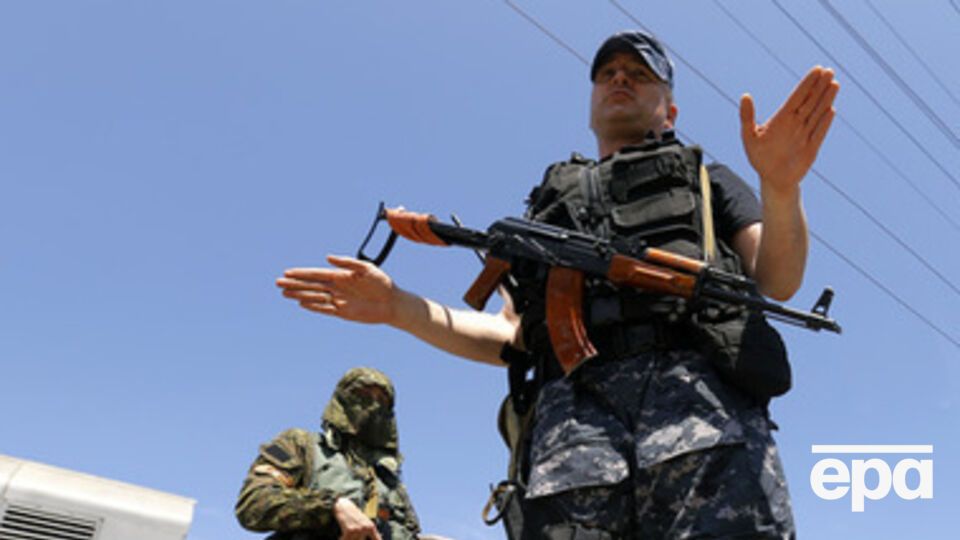 Террористам не удается захватить донецкий аэропорт