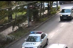 Разгонять машины проблесковыми маячками перед кортежами теперь запрещено