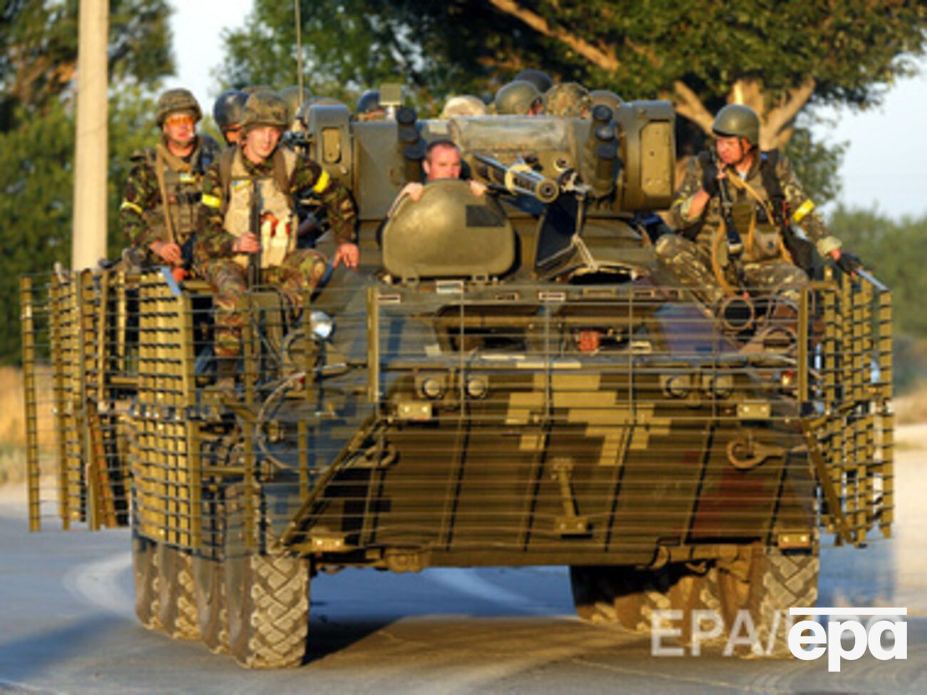 Украинские силовики будут удерживать аэропорт до последнего