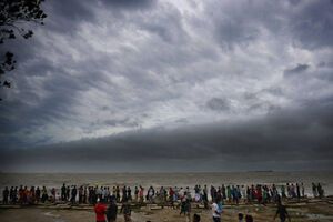 В ожидании циклона