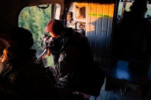 Минздрав передал военным медпрепараты и аптечки