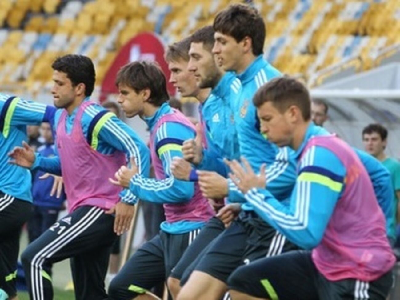 Украина сыграет с Македонией