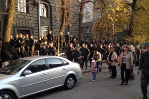 Желающих пойти на дембель нужно заменить на добровольцев, считает Семен Семенченко