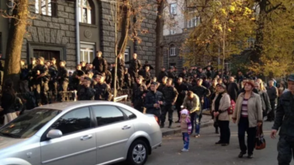 Желающих пойти на дембель нужно заменить на добровольцев, считает Семен Семенченко