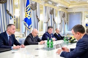 Президент попросил депутатов поддержать законы о борьбе с коррупцией