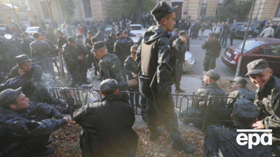 Вопрос о демобилизации "срочников" будет решаться после 16 октября