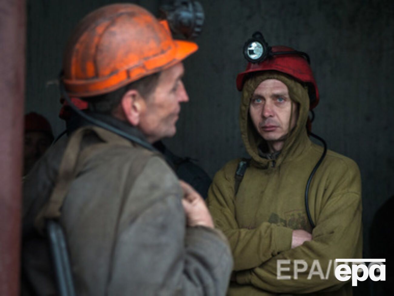 Террористы мешают шахтерам работать