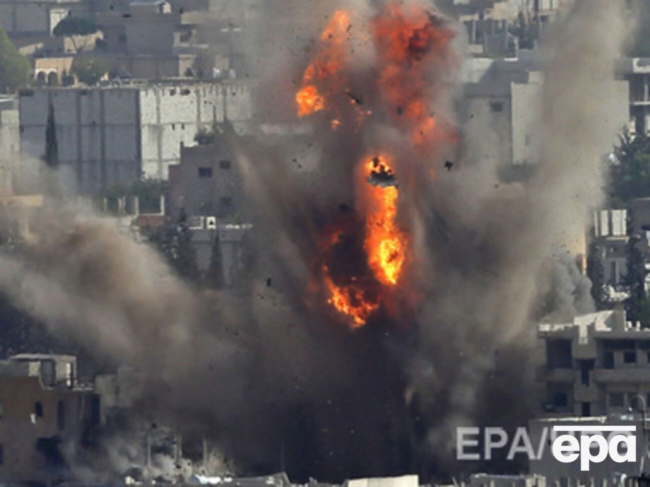 Боевики захватили два военных лагеря