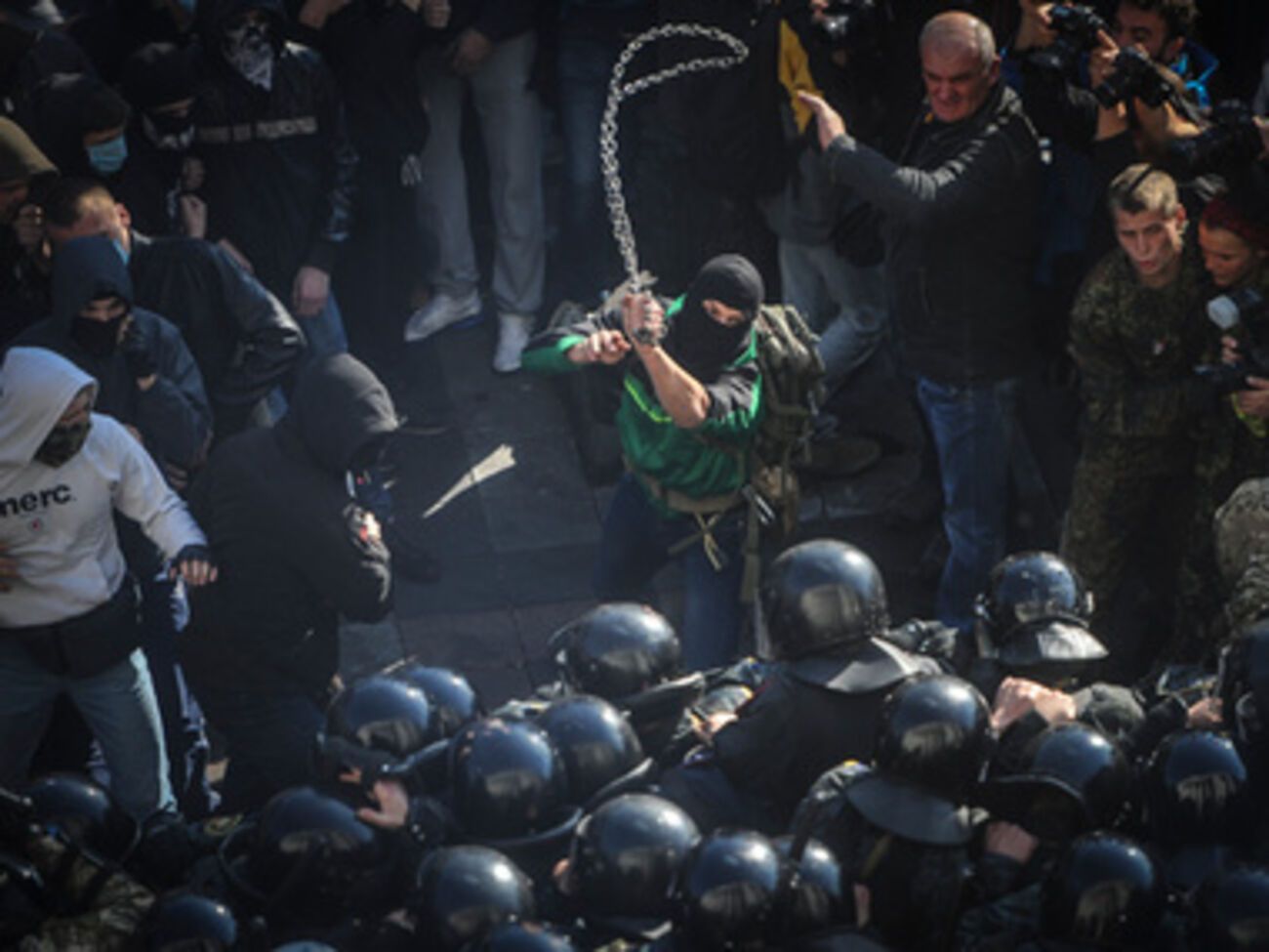 Милиция открыла производство по статье "хулиганство"