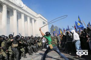 Дайджест 14 октября: Столкновения под Радой, принятие законов, марши в честь УПА и стрельба во время перемирия