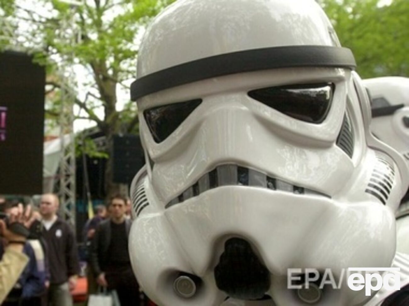 СМИ: Съемочную группу "Звездных войн 7" эвакуировали из-за повара