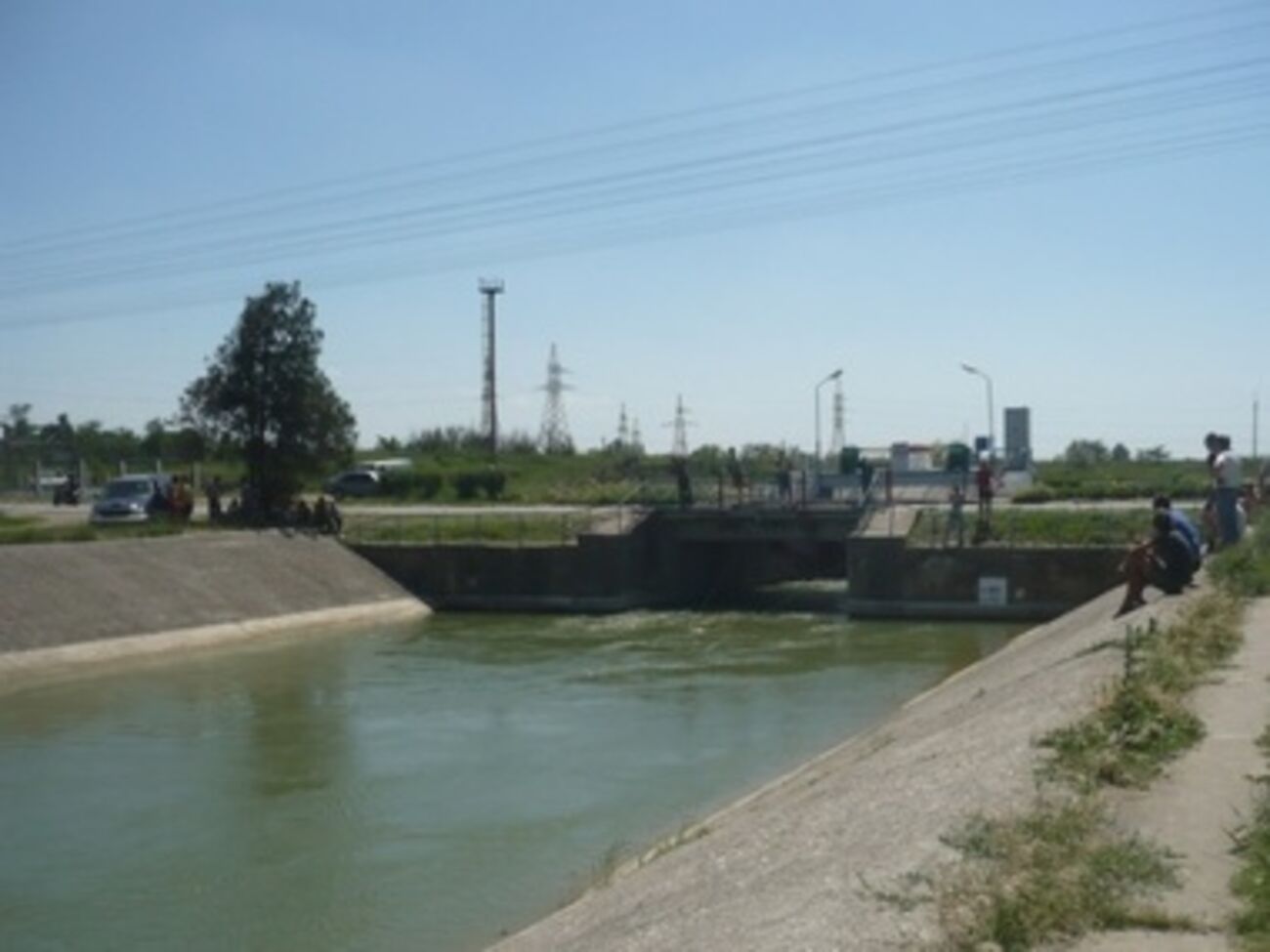 Крым сейчас получает воду без договора