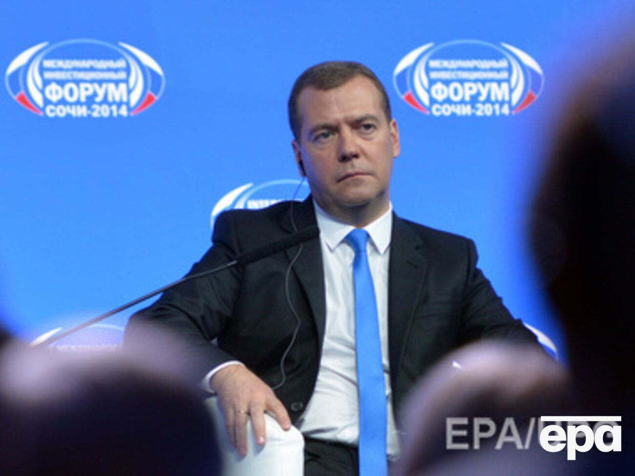 Медведев заявил, что отвод войск --- личное дело РФ